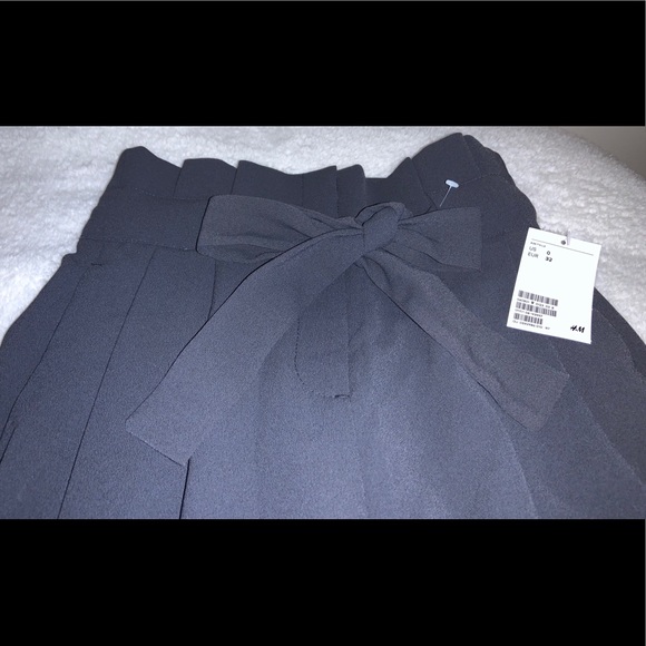 H&M dusty blue pants - Picture 1 of 4